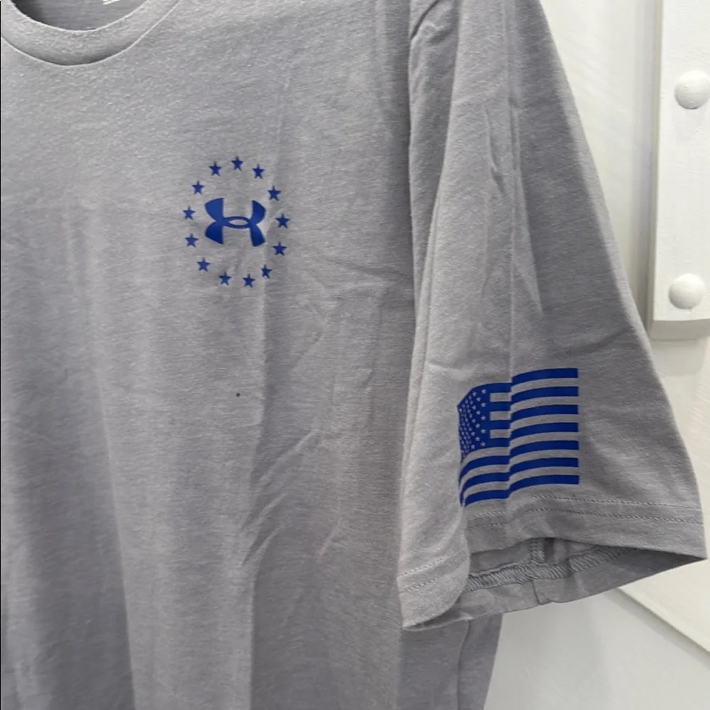 Under Armour Men's New Freedom BFL T-Shirt in Grey - Picture 5 of 8